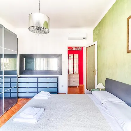 Jj's Place * Trieste