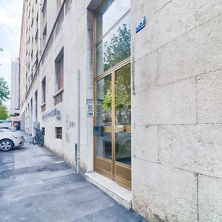 Jj's Place * Trieste