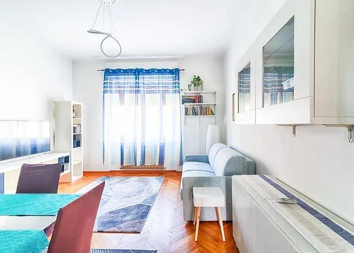 Jj's Place * トリエステ